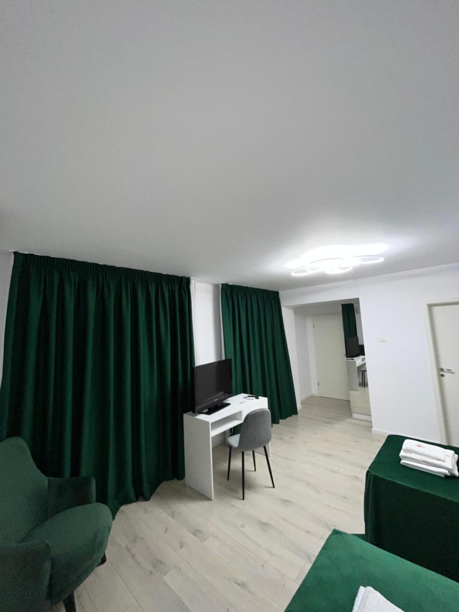 Stepo Sunset Appartement Boekarest Buitenkant foto