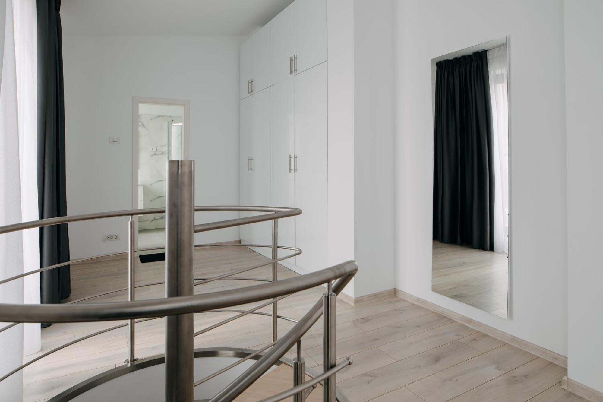 Stepo Sunset Appartement Boekarest Buitenkant foto